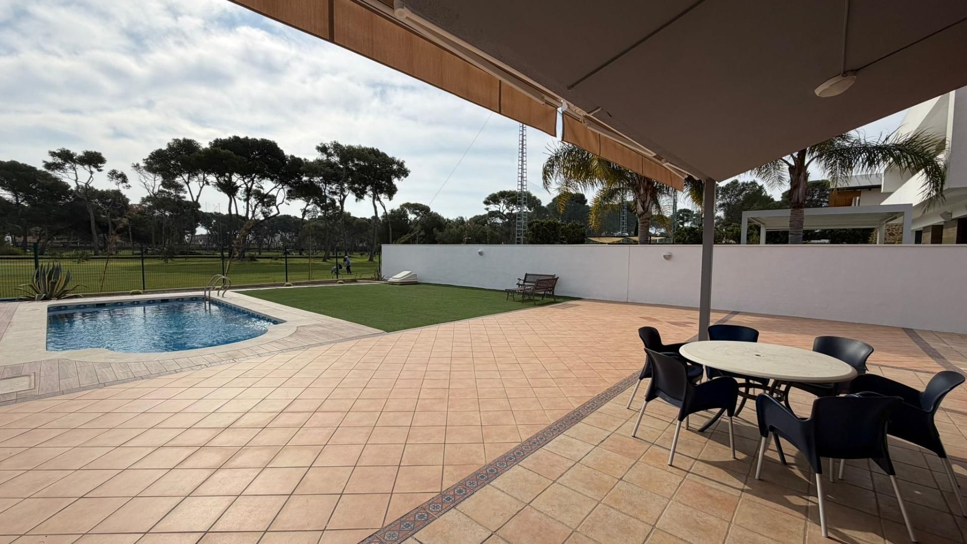 Terrace of Single-family semi-detached for rent in Castellón de la Plana / Castelló de la Plana  with Air Conditioner, Private garden and Terrace