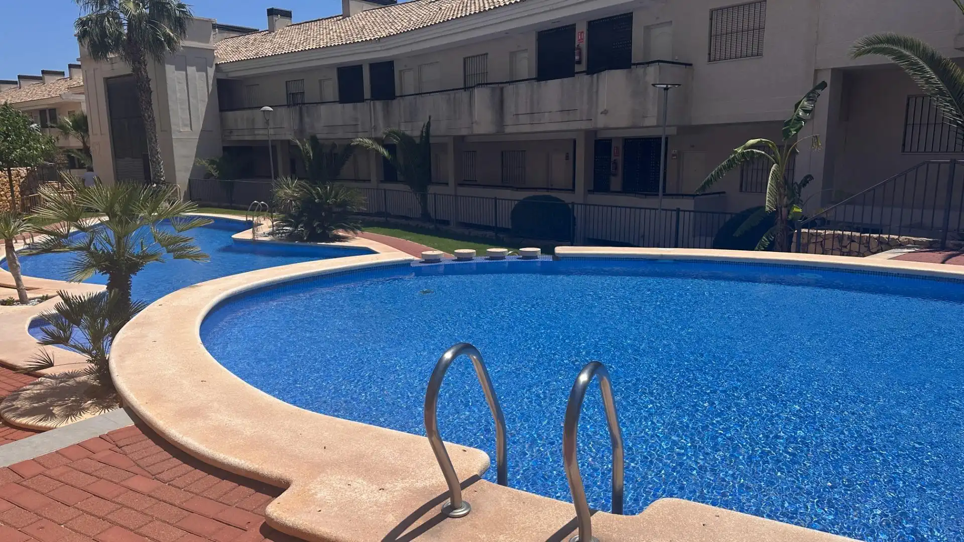 Piscina de Piso en venta en Monforte del Cid con Aire acondicionado, Calefacción y Terraza