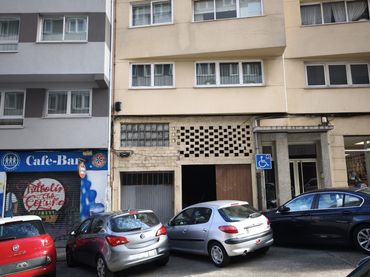 Local comercial en venda a Rúa Juan González Rodríguez 4