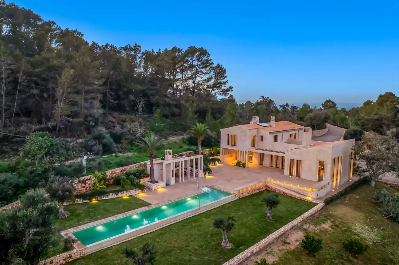 Vista exterior de Finca rústica en venda en Felanitx amb Aire condicionat, Calefacció i Terrassa
