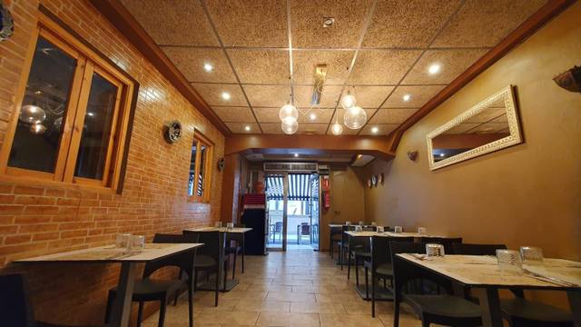 Local comercial en Alquiler en Calle JUTGE ÀNGEL QUEROL en Poble Nou