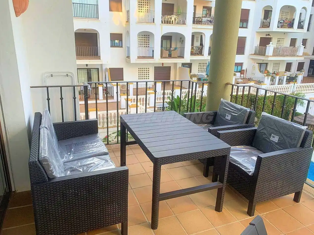 Terraza de Apartamento de alquiler en Manilva con Terraza, Amueblado y Alarma