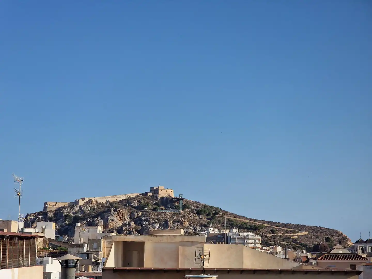 Vista exterior de Piso en venta en Águilas con Aire acondicionado, Amueblado y Balcón