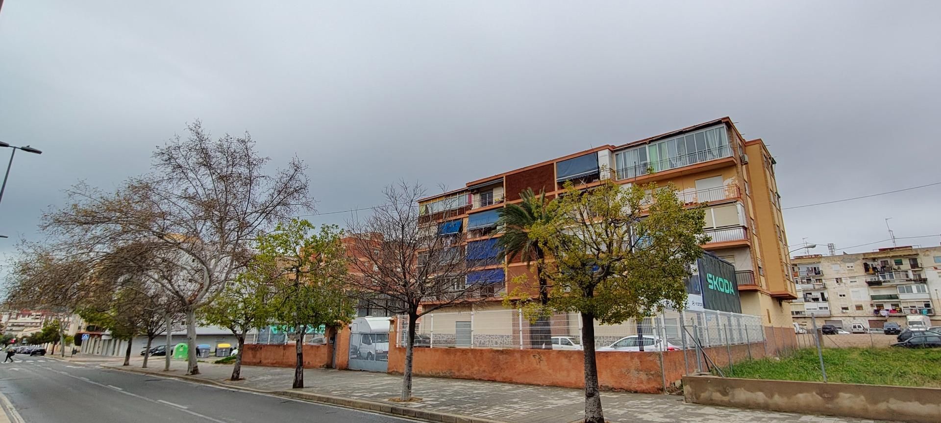 Vista exterior de Piso en venta en Alicante / Alacant con Aire acondicionado, Terraza y Amueblado