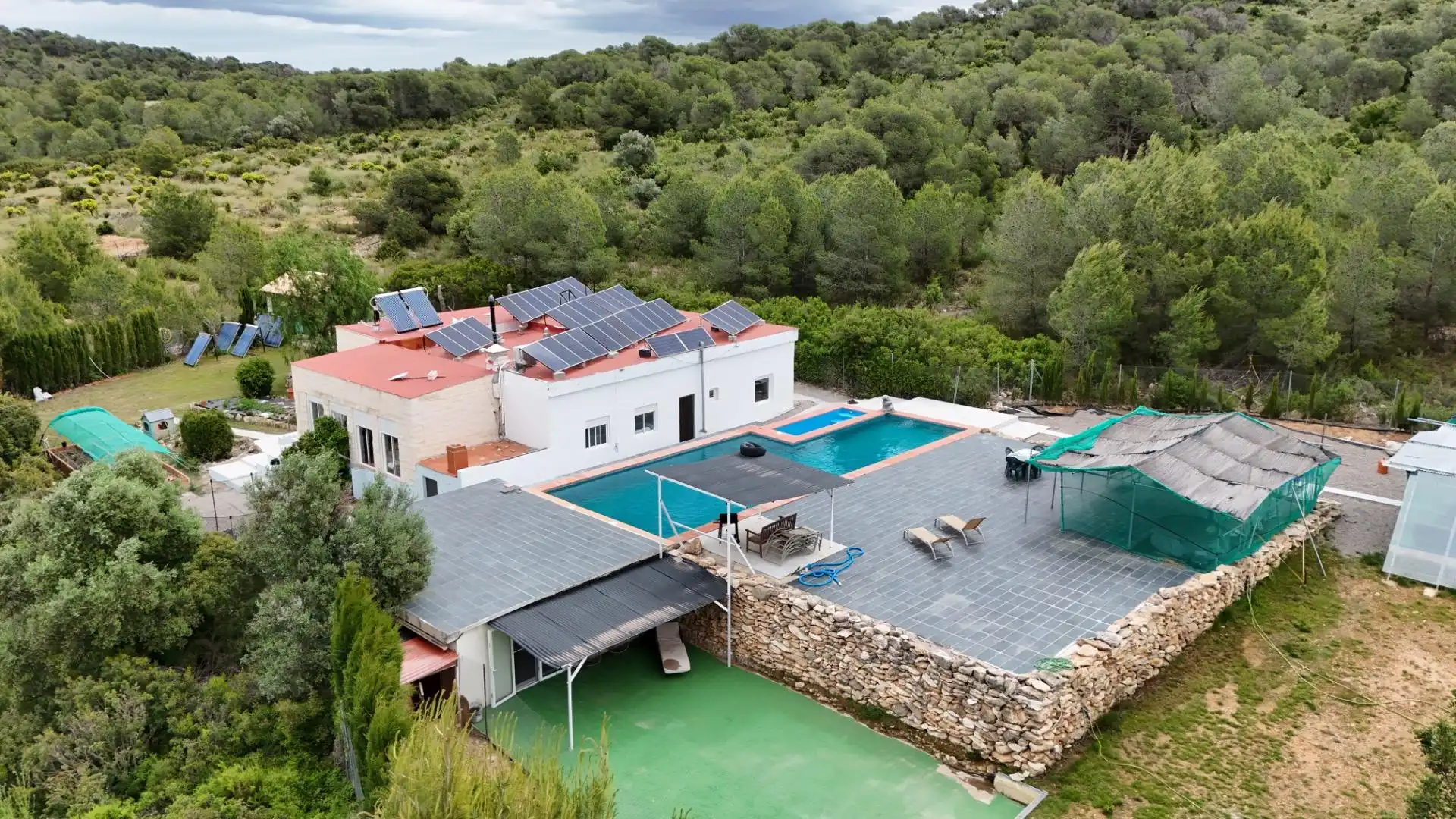 Piscina de Casa o chalet en venta en Llíria con Aire acondicionado, Calefacción y Jardín privado