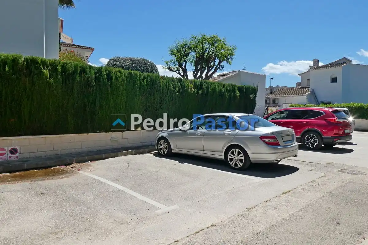 Parking de Apartamento en venta en Dénia con Aire acondicionado, Calefacción y Jardín privado