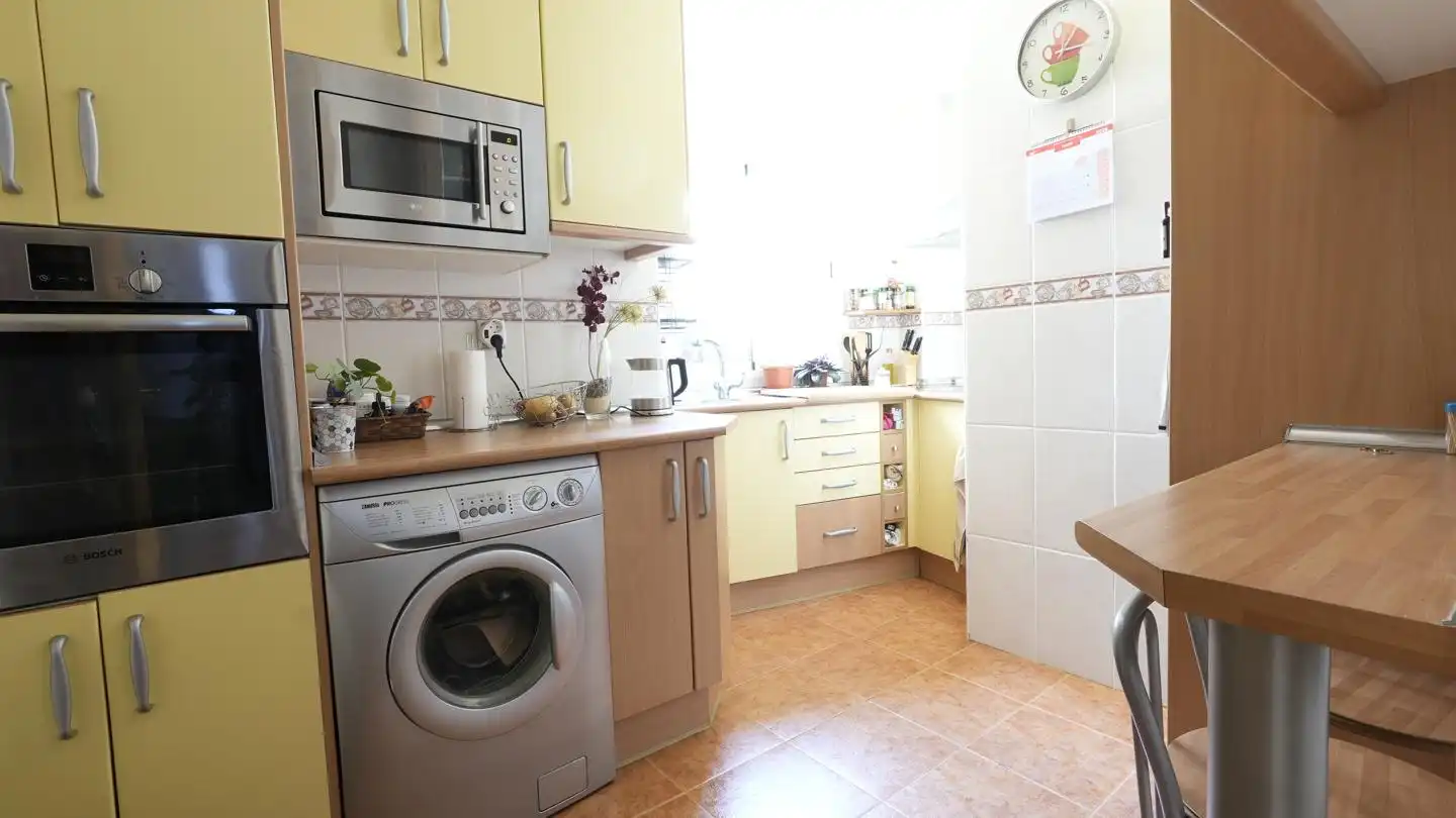 Kitchen of Flat for sale in El Vellón  with Heating