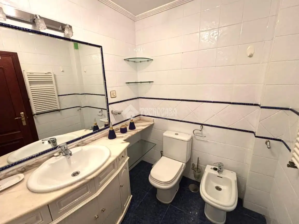 Baño de Piso en venta en Medina del Campo con Calefacción