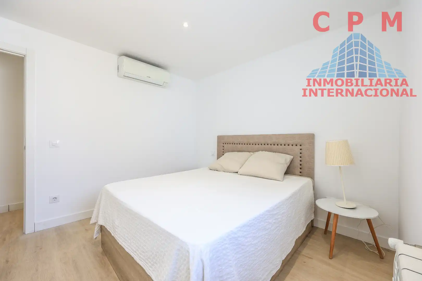 Schlafzimmer von Wohnung zur Miete in Madrid mit Klimaanlage, Heizung und Parkett
