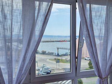 Flat with lift to rent in Rúa Sorribas 23