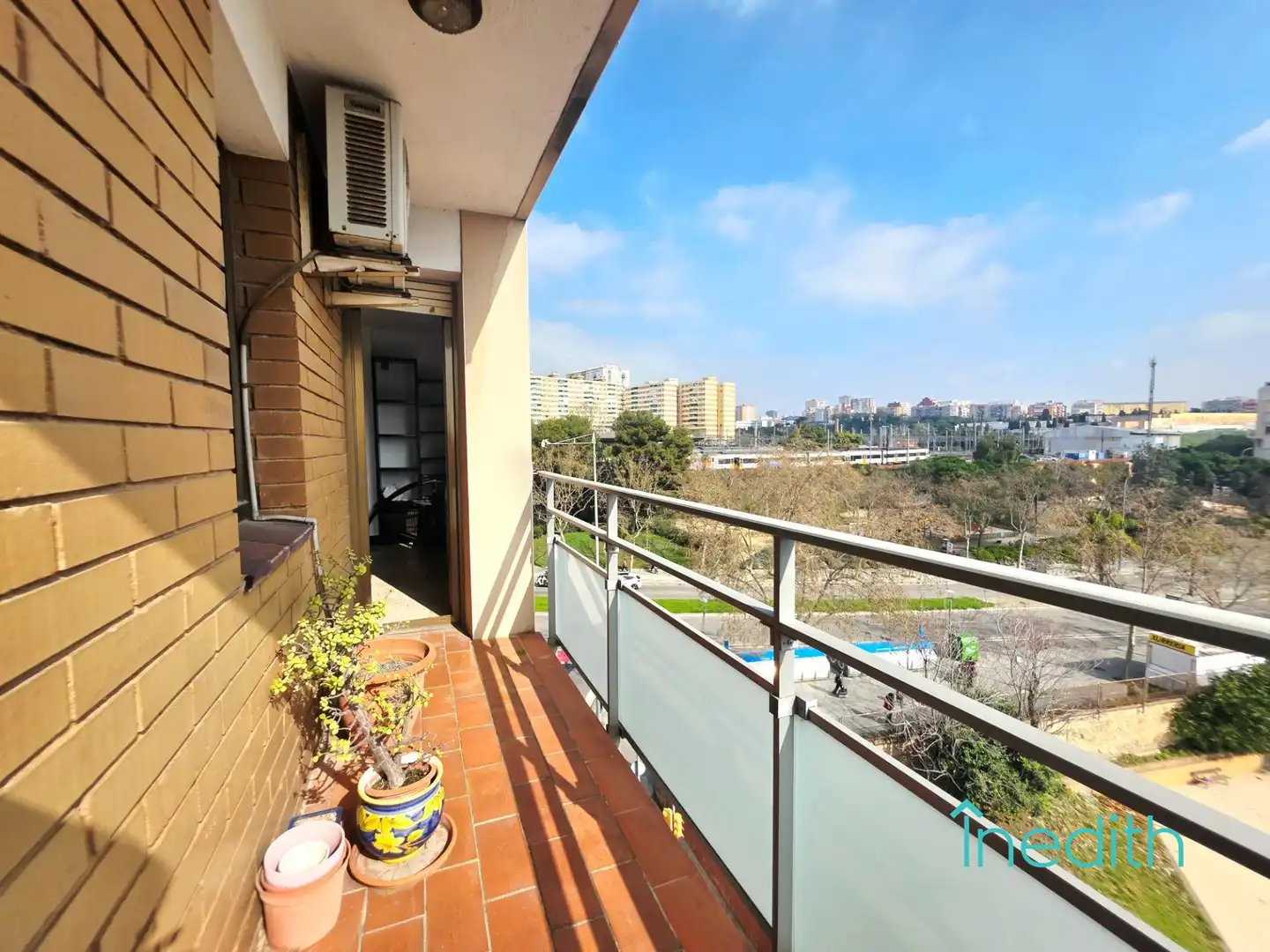 Terraza de Piso en venta en L'Hospitalet de Llobregat con Aire acondicionado, Calefacción y Terraza