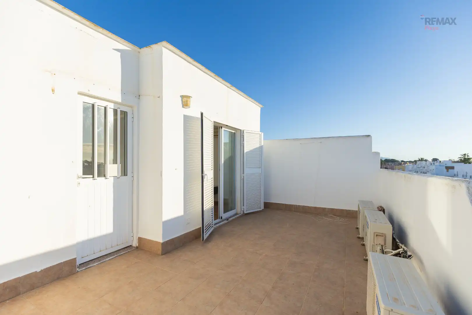 Terraced house with pool for sale in Calle Magallanes 142, imagen 34