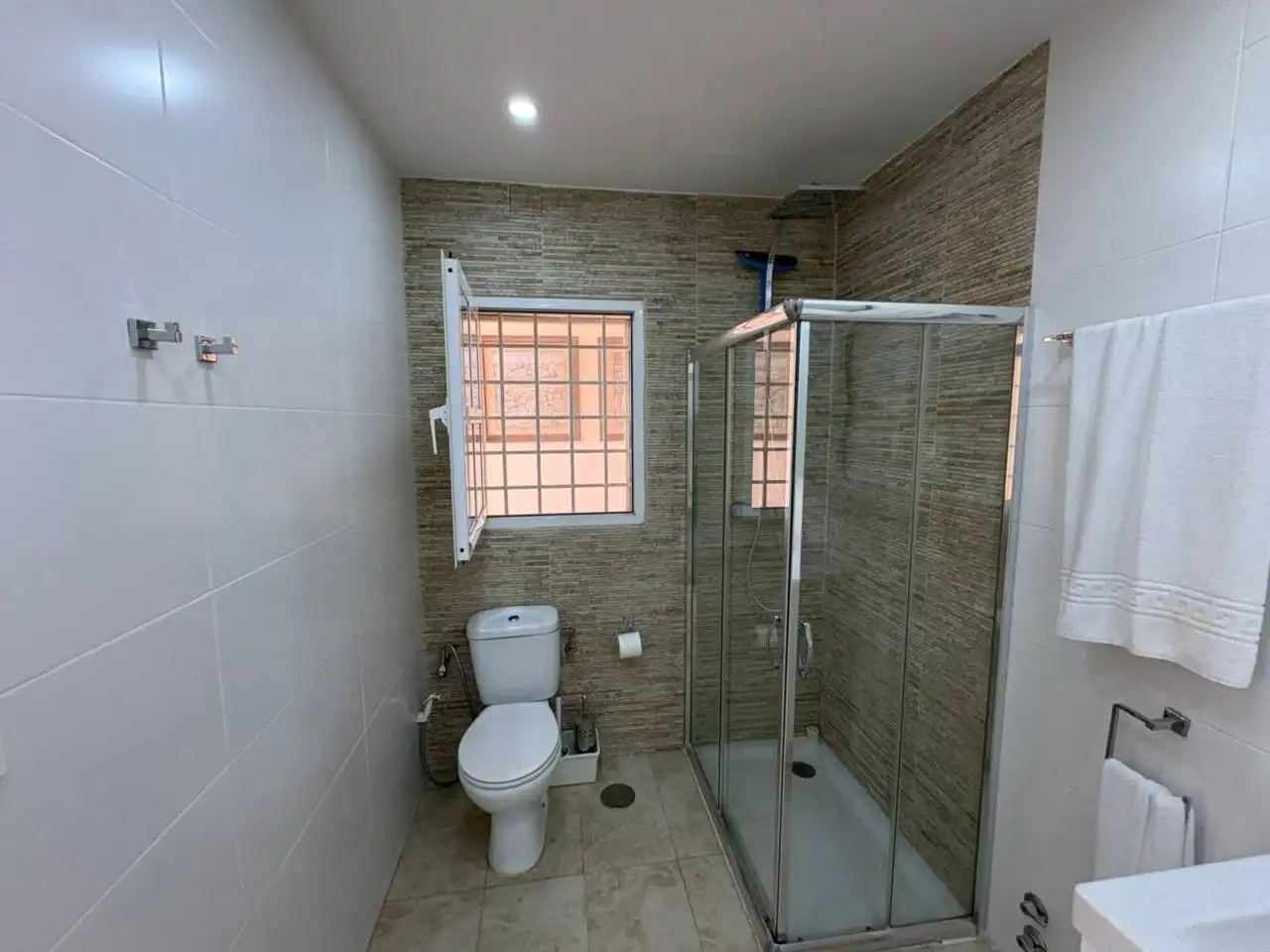Baño de Casa o chalet en venta en El Campello con Aire acondicionado, Jardín privado y Terraza