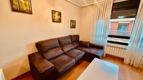 Foto 3 de Apartament de lloguer a Villaquilambre, León