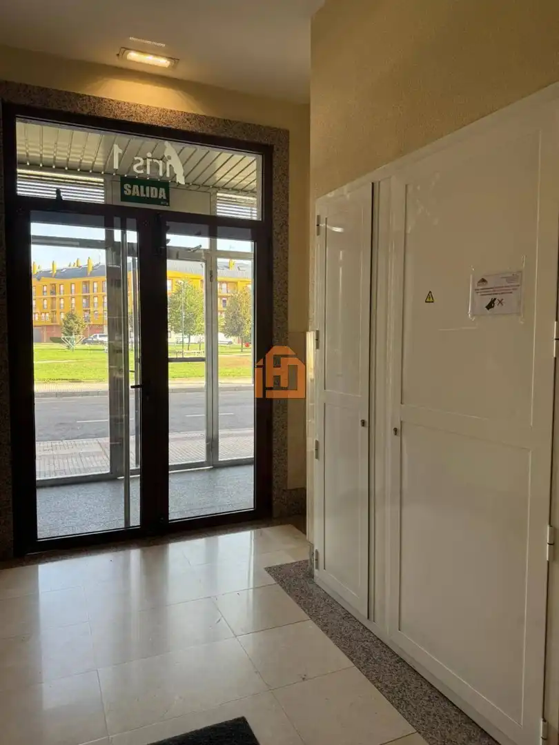 Apartamento en venta en León Capital  con Calefacción y Trastero