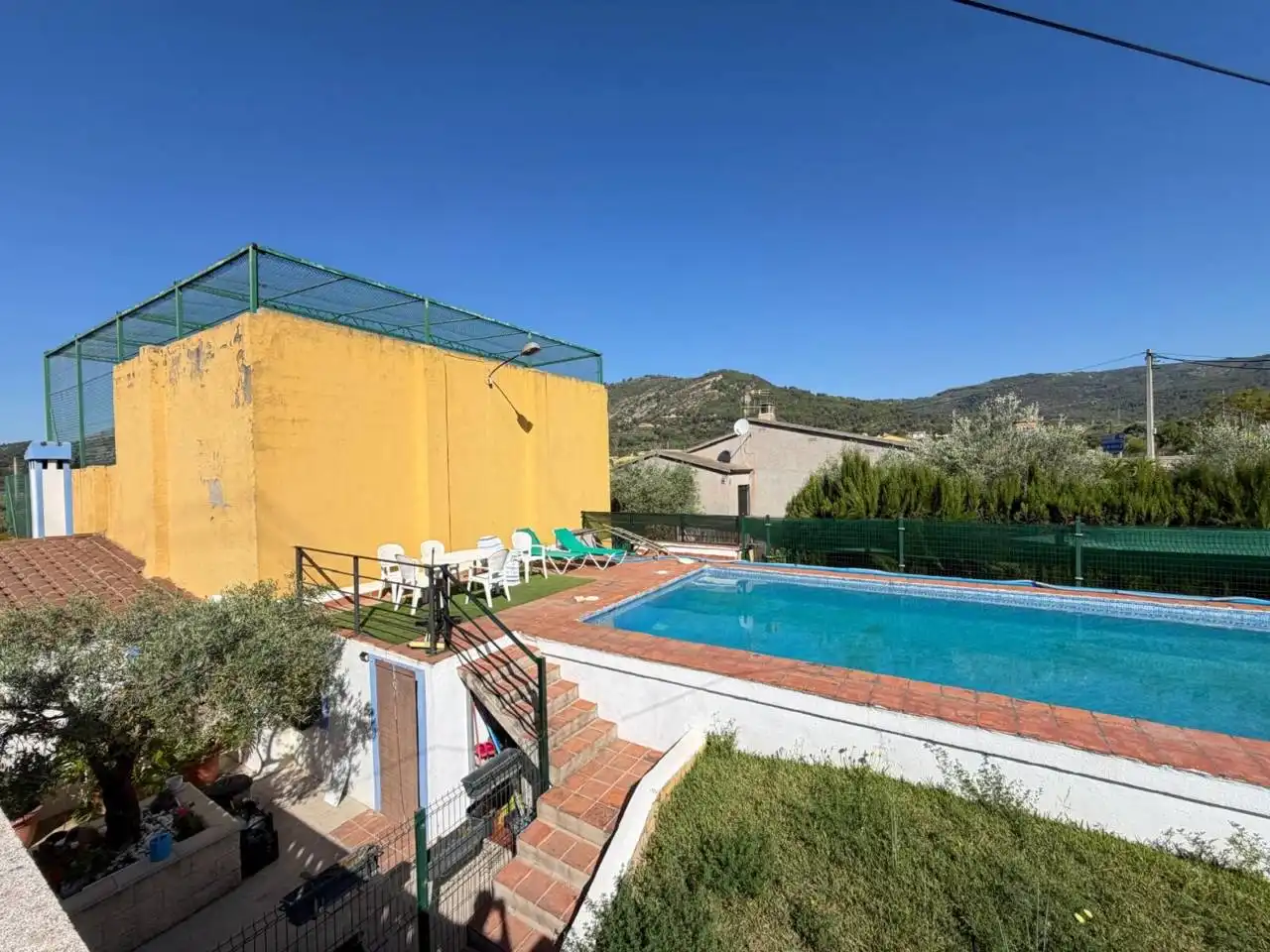 Chalet con piscina en venta en Camino Assut