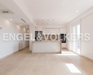 Kitchen of Apartment to rent in  Valencia Capital  with Air Conditioner and Balcony