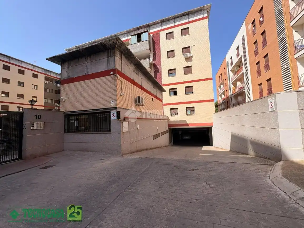 Parking de Piso en venta en Ocaña con Calefacción