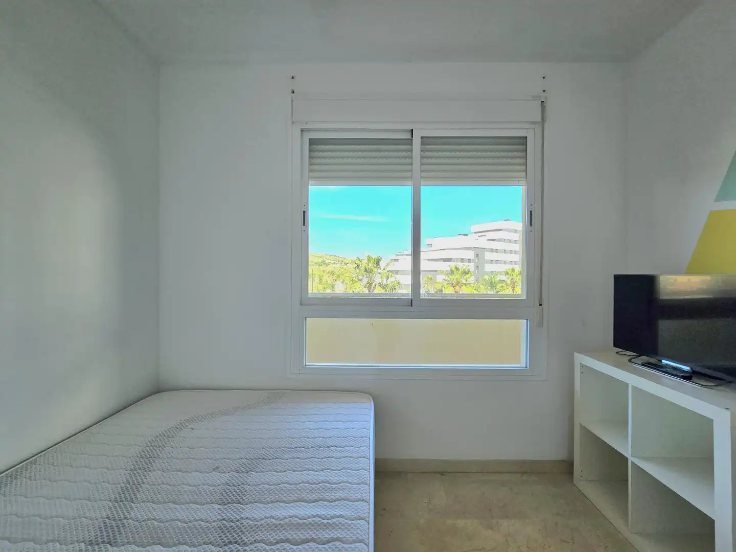 Dormitori de Pis en venda en Estepona amb Aire condicionat, Calefacció i Terrassa