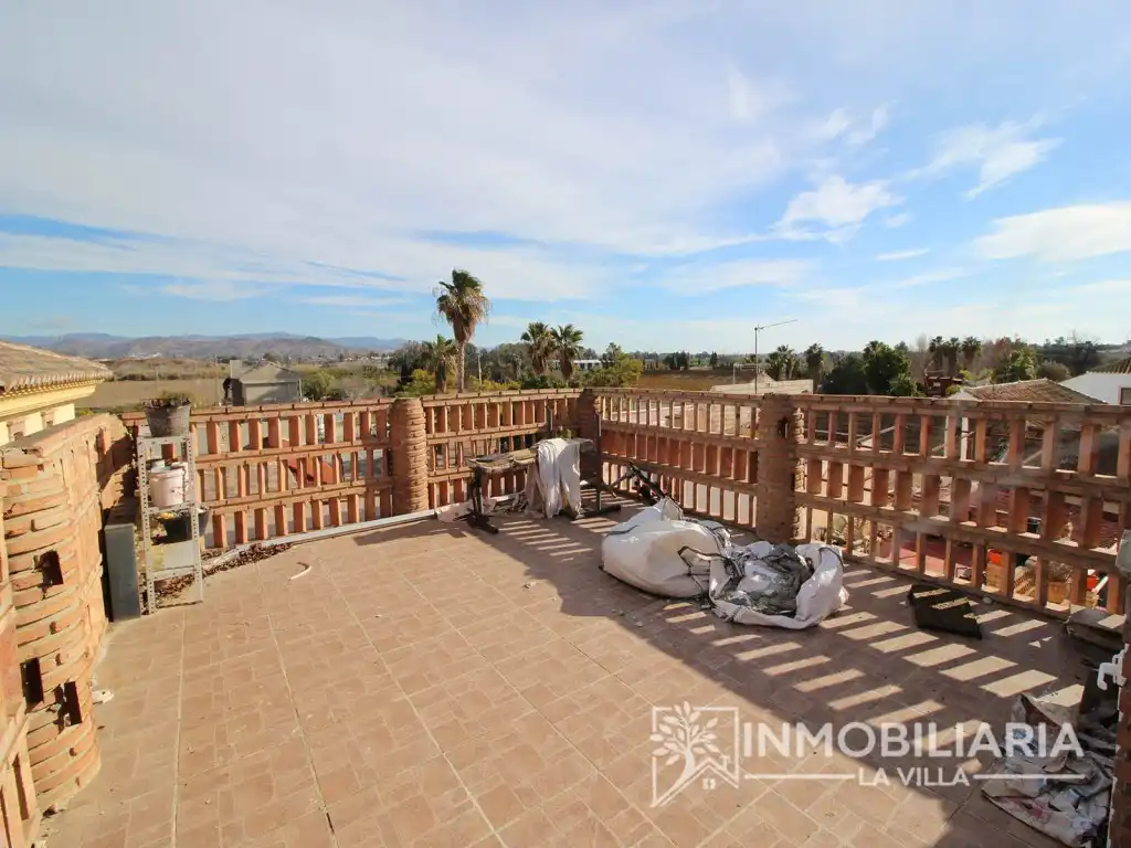 Terrassa de Casa o xalet en venda en Alhaurín de la Torre amb Aire condicionat, Moblat i Rentadora