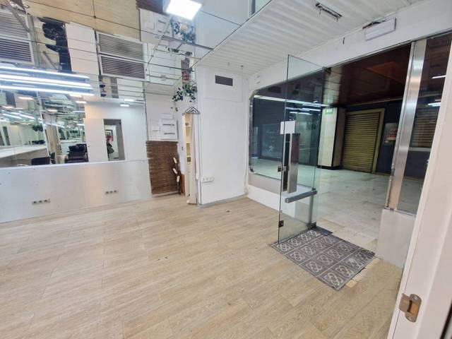 Local comercial en Venta en Alameda Urquijo en Alhóndiga