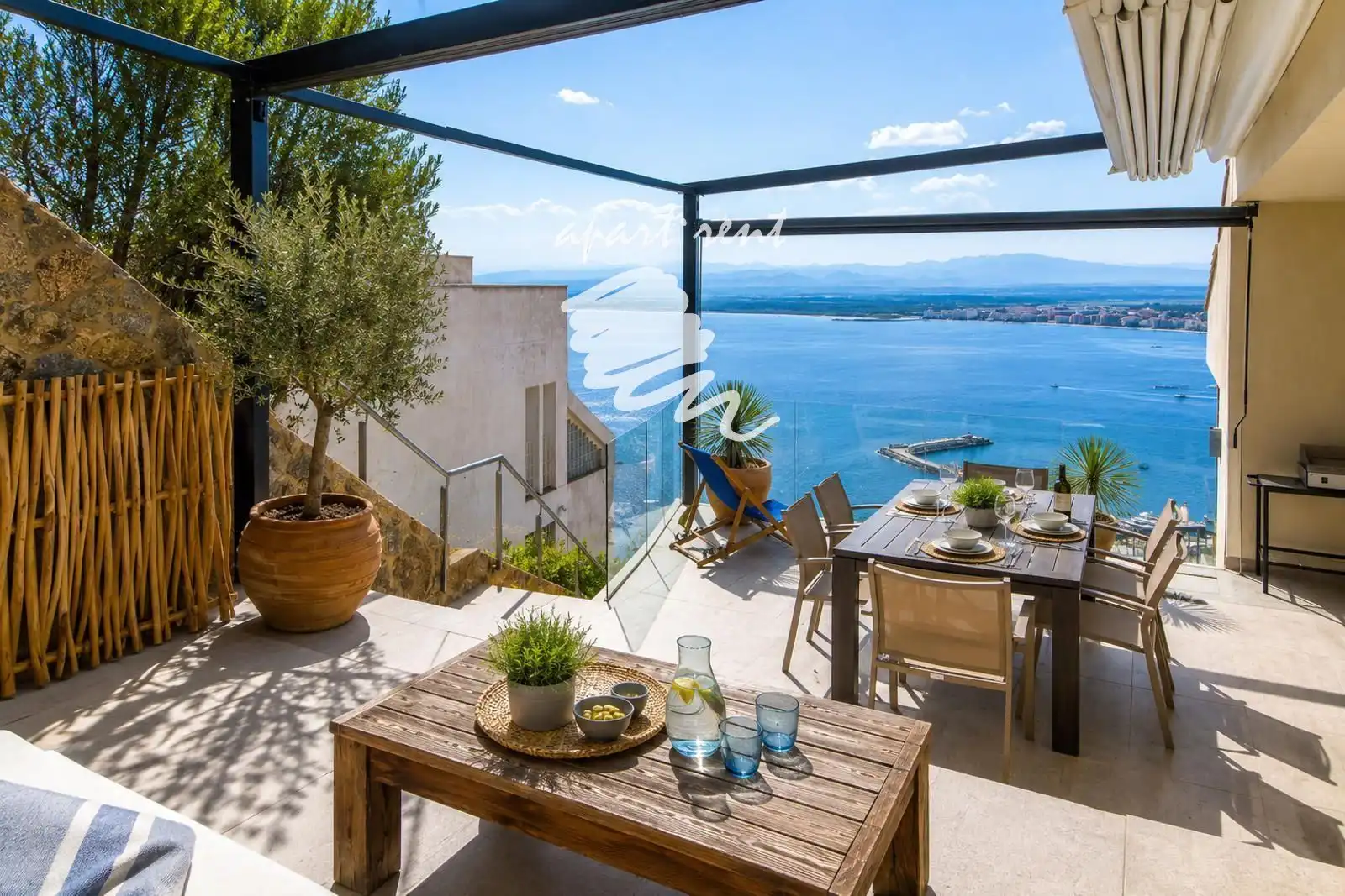 Casa con terraza en venta en Joan Margarit, imagen 5