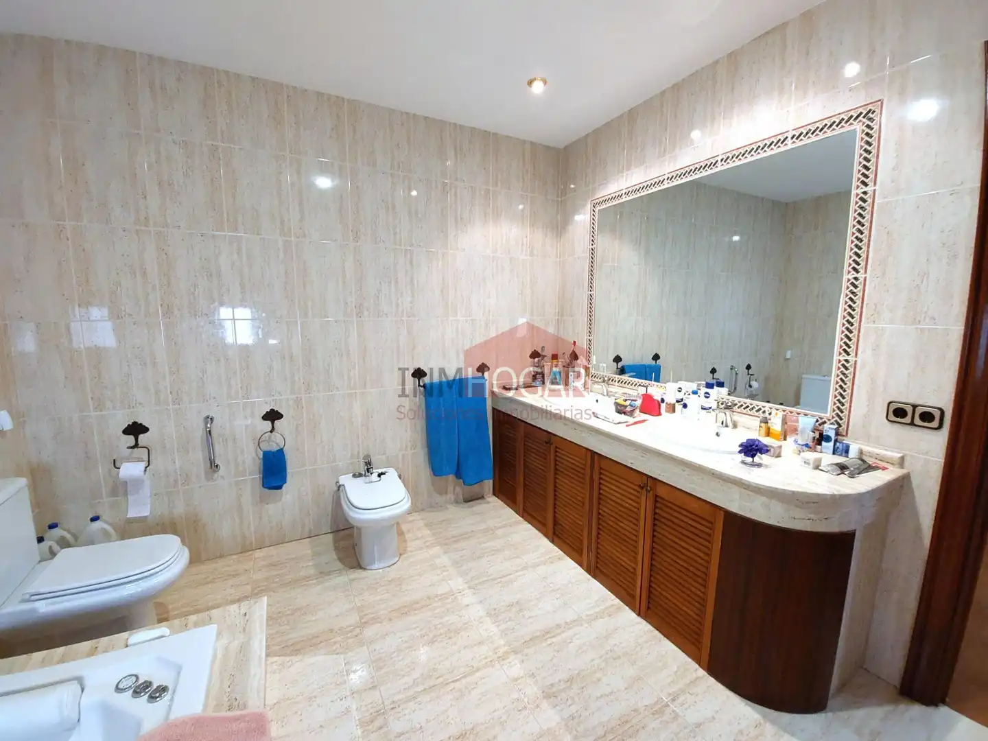 Bathroom of Houses for sale in Gutierre-Muñoz  with Heating, Private garden and Storage room