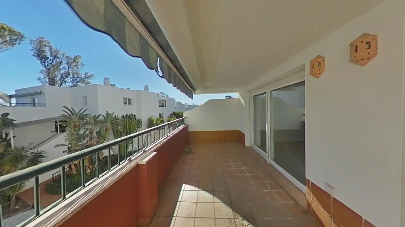 Piso en venta en Urb Las Adelfas de Guadalmina Baja , Guadalmina Baja