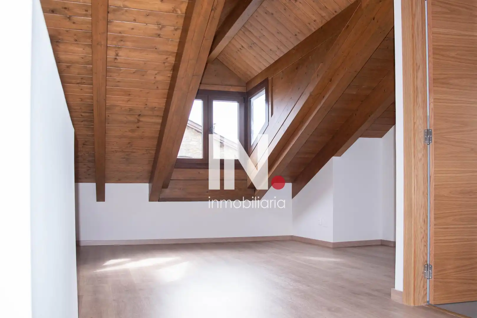 Habitación de Casa adosada en venta en Sort