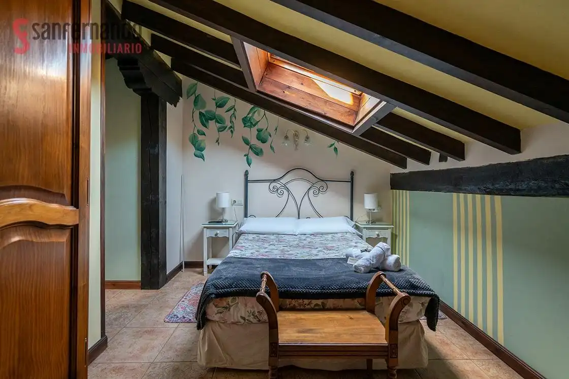 Habitación de Edificio en venta en Mazcuerras