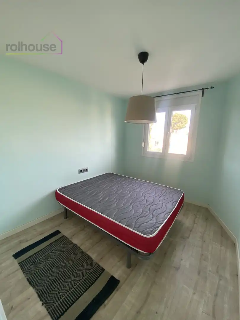 Habitación de Piso de alquiler en  Palma de Mallorca con Aire acondicionado, Parquet y Terraza
