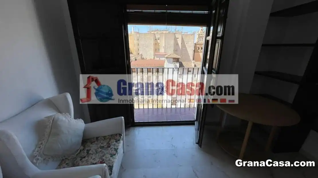 Außenansicht von Wohnung zur untervermieten in Granada mit Klimaanlage, Heizung und Möbliert