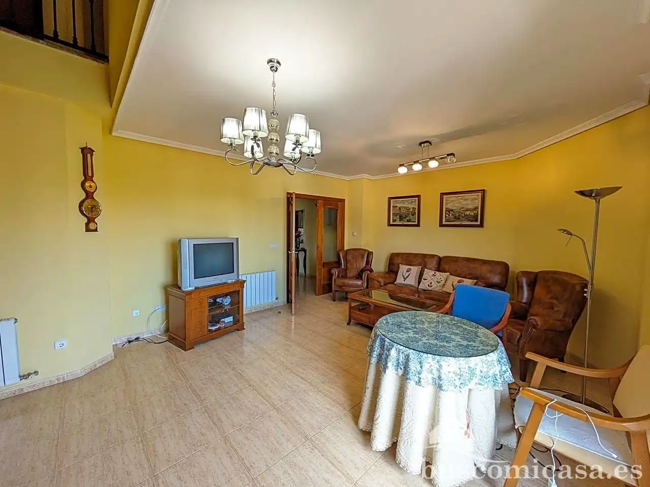 Wohnzimmer von Maisonette zum Verkauf in Linares mit Klimaanlage, Heizung und Abstellraum