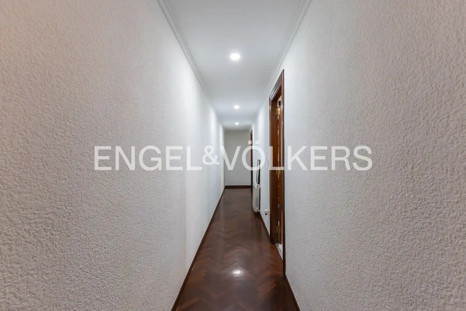Piso en venta en Valencia con Aire acondicionado, Calefacción y Parquet