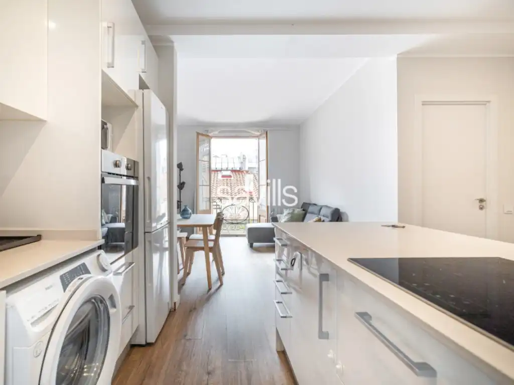 Cocina de Apartamento en venta en Barcelona