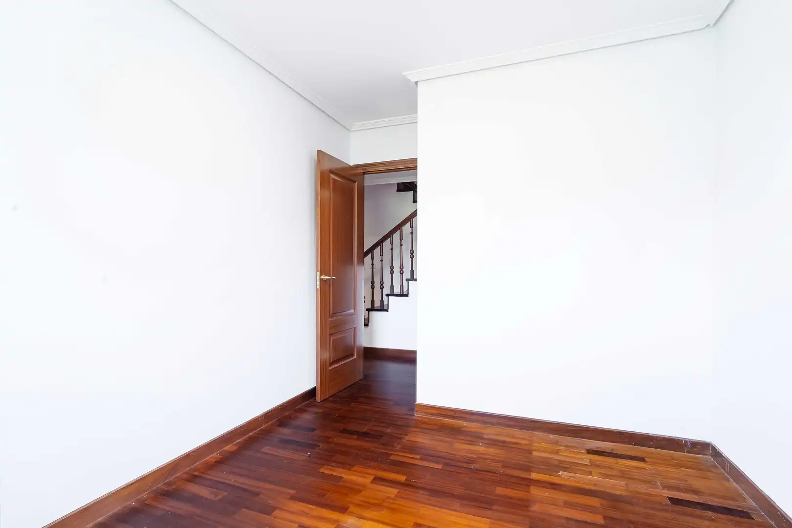 Dúplex en venta en Oleiros con Calefacción, Trastero y Piscina