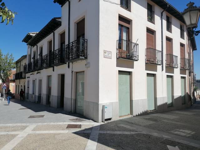 Local comercial en Alquiler en Calle de Jesús Casas, 1 en Centro
