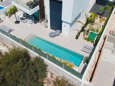 Maison avec balcon à vendre à Varadero