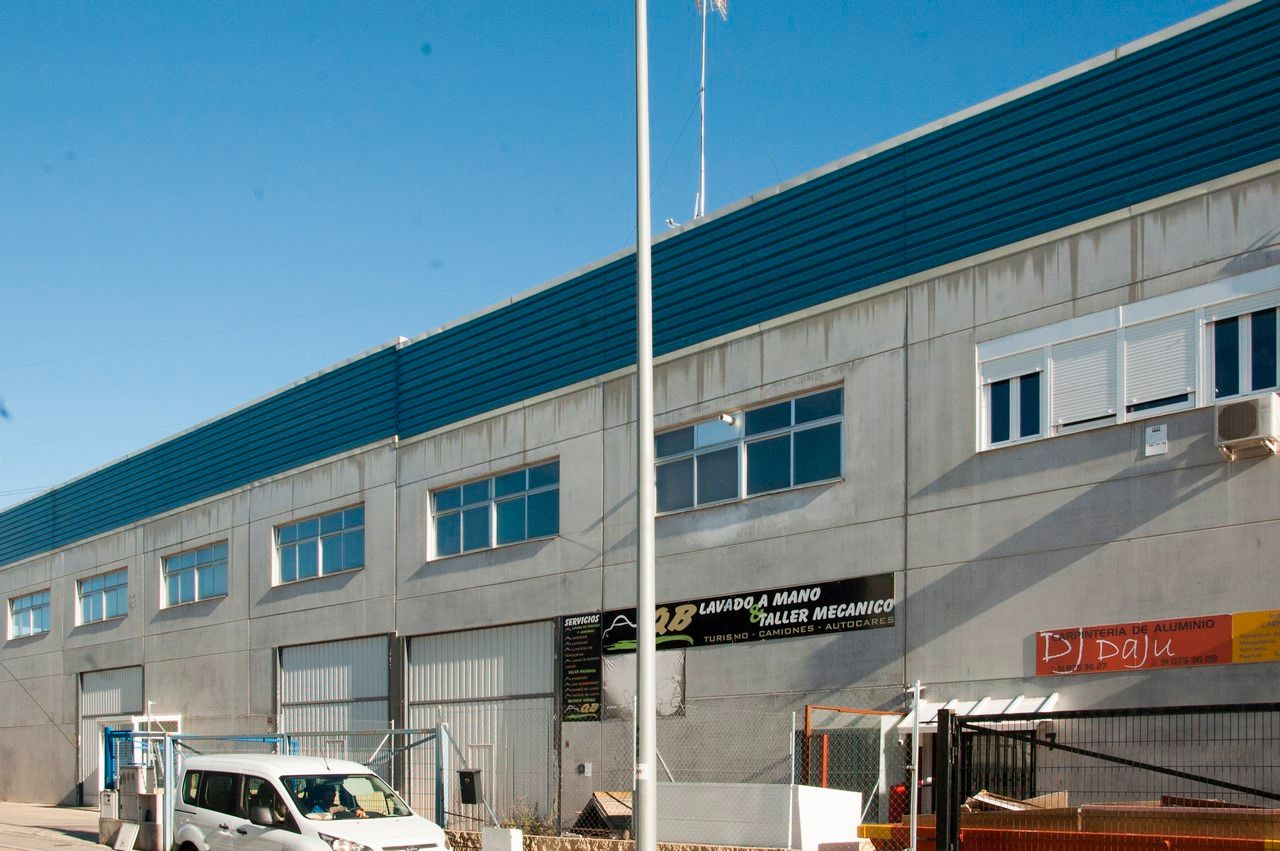 Exterior view of Industrial buildings for sale in Ciempozuelos