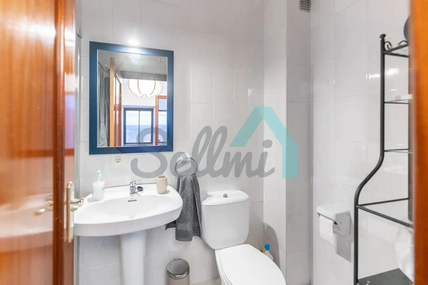 Badezimmer von Maisonette zur Miete in Oviedo  mit Heizung, Parkett und Terrasse