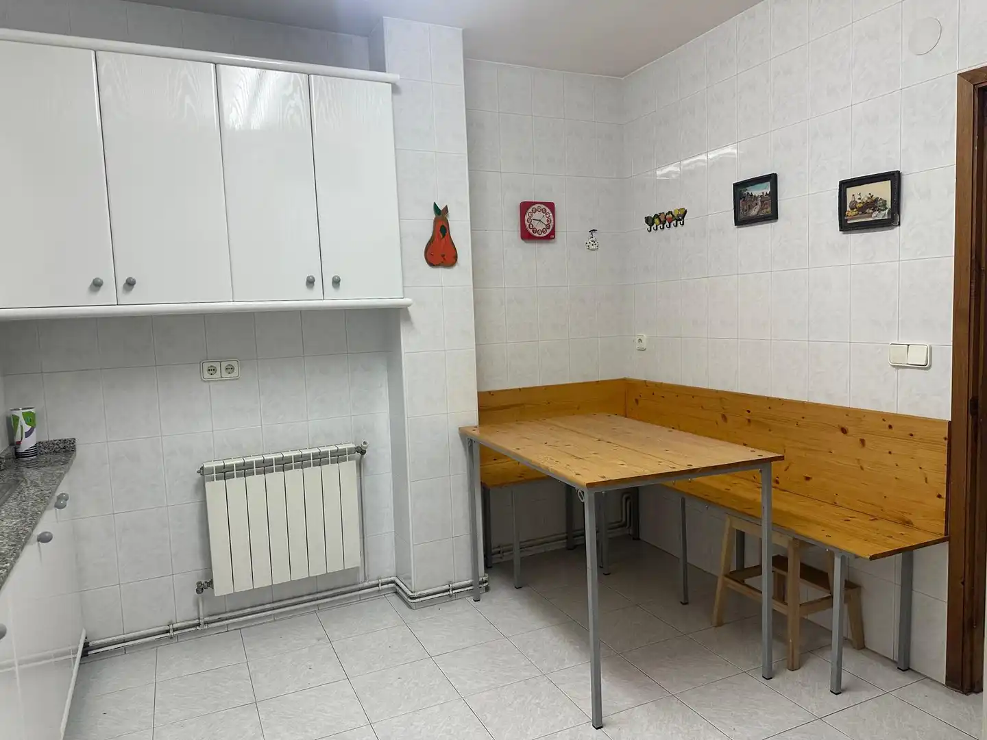 Küche von Wohnung zur Miete in Pontevedra Capital  mit Heizung, Möbliert und Balkon