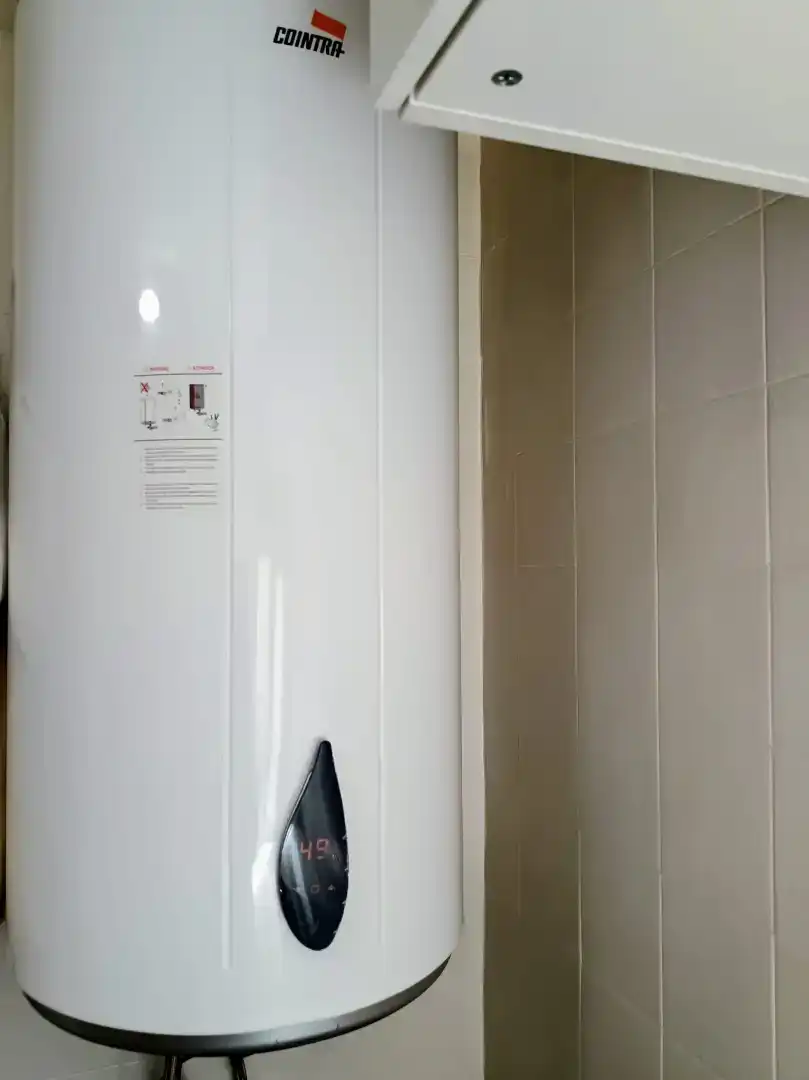 Bany de Pis en venda en  Granada Capital amb Balcó
