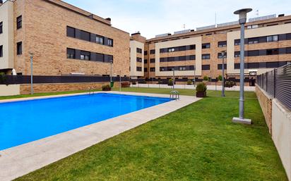 Swimming pool of Apartment for sale in Lardero  with Air Conditioner, Parquet flooring and Terrace