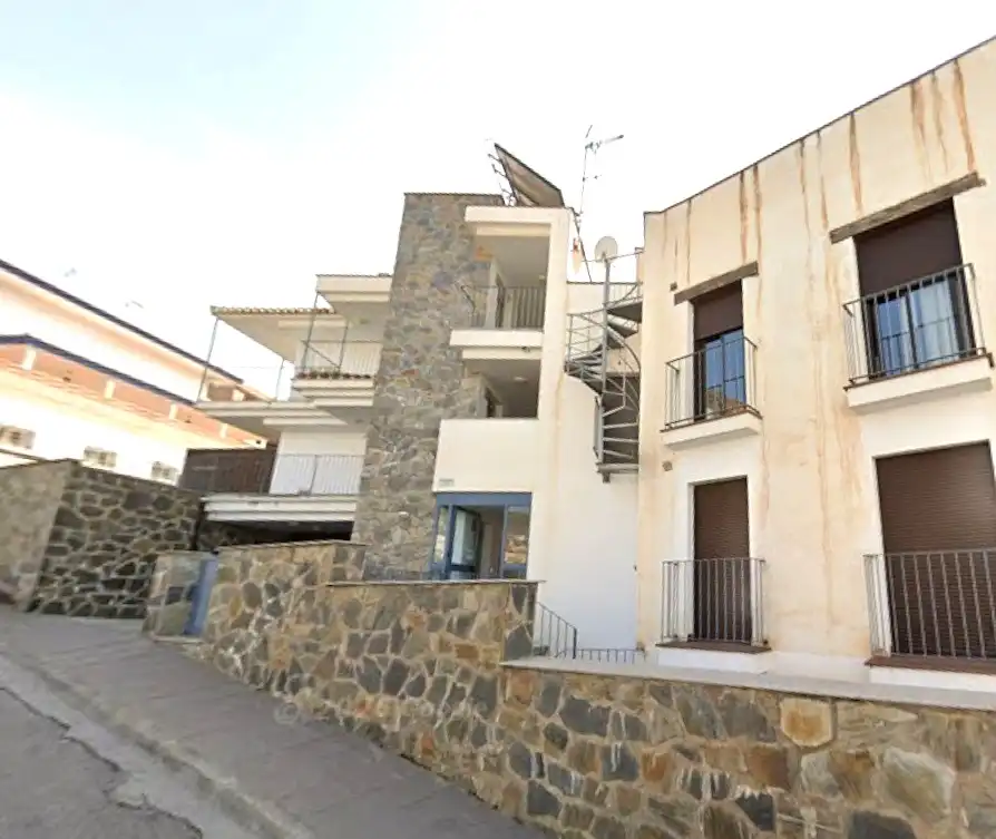 Vista exterior de Pis en venda en Güéjar Sierra