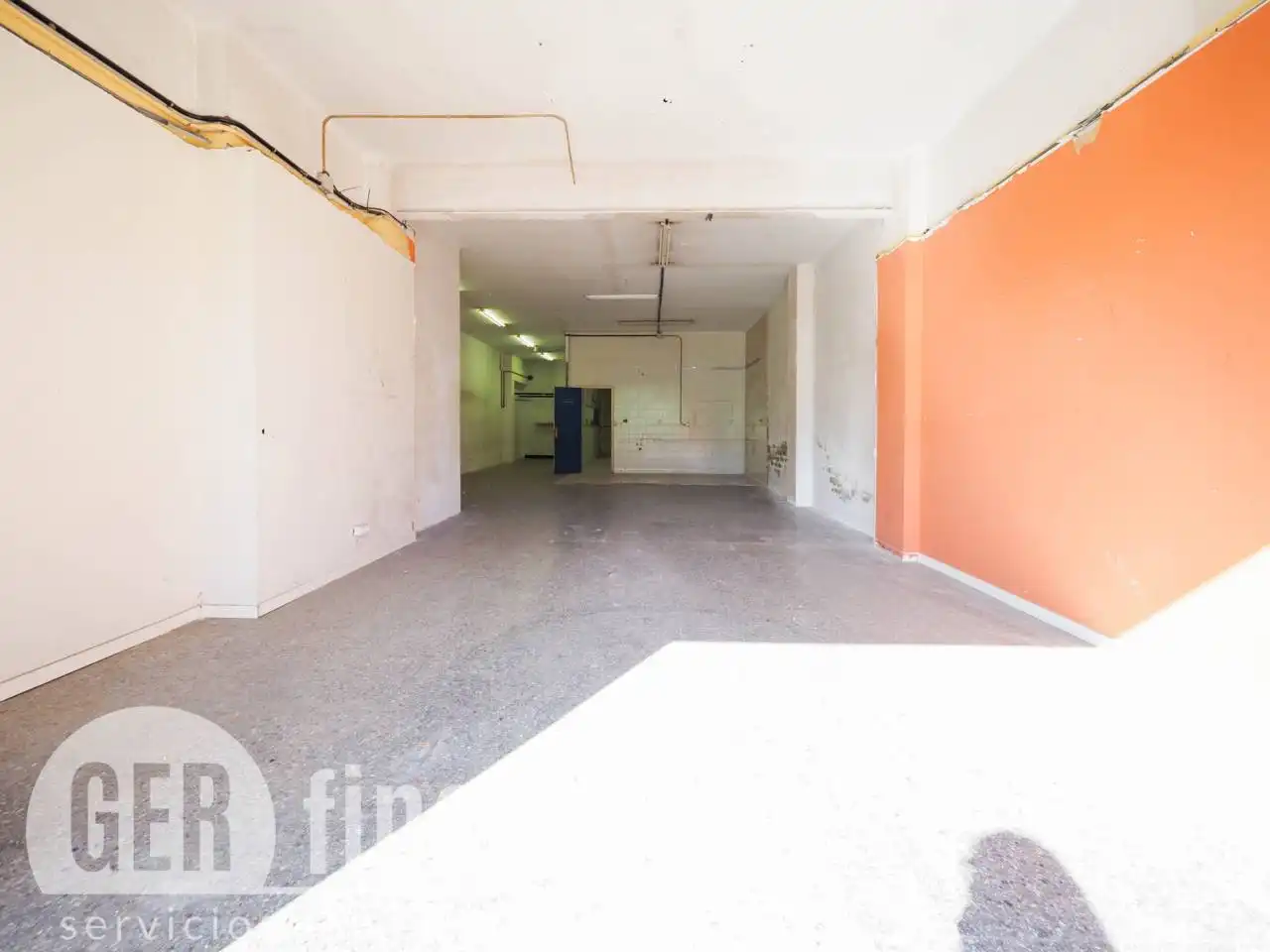 Gewerbefläche zum Verkauf in Calle Santa M. de Mazzarello, imagen 2