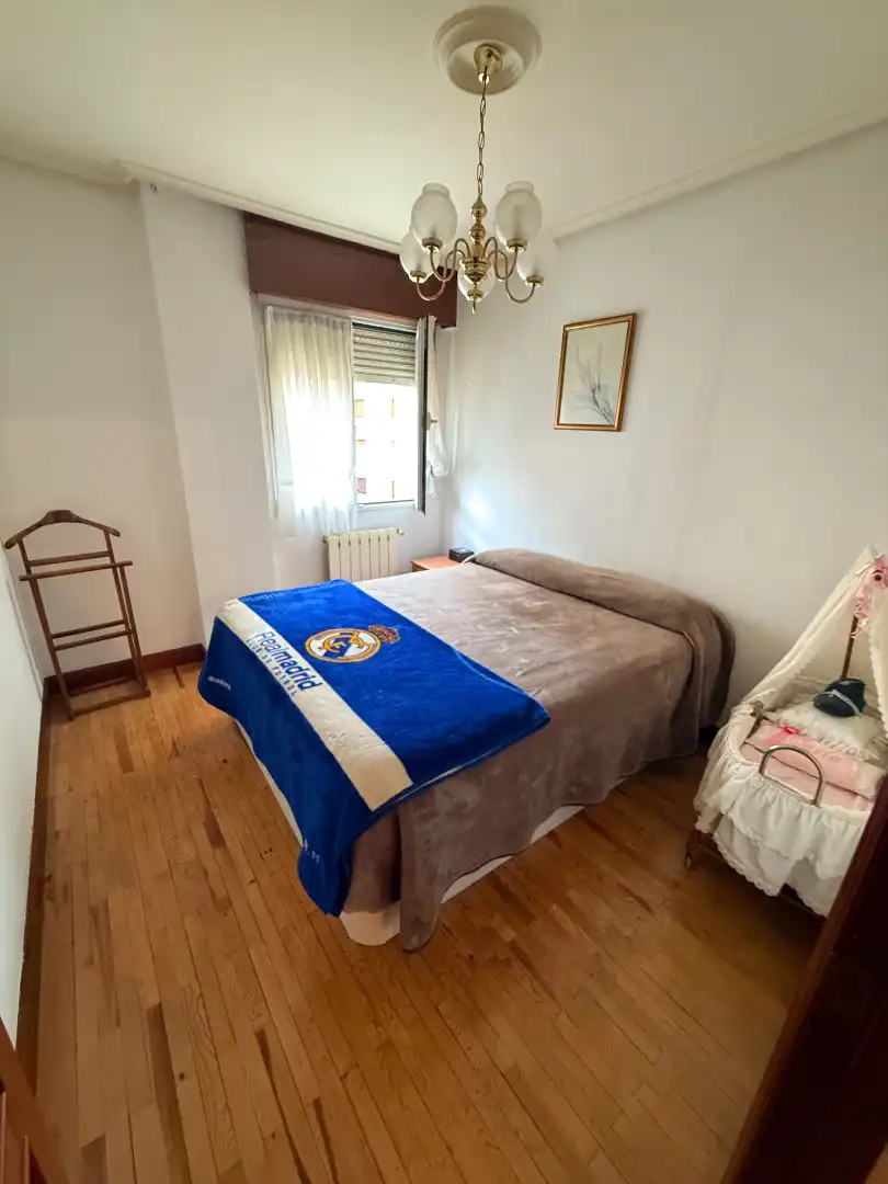 Habitación de Piso en venta en Barakaldo  con Calefacción, Trastero y Amueblado