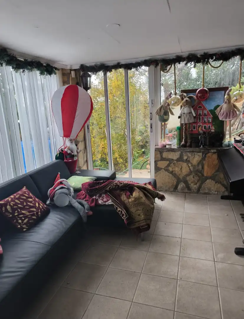 Living room of Houses for sale in Oropesa del Mar / Orpesa  with Air Conditioner, Terrace and Storage room