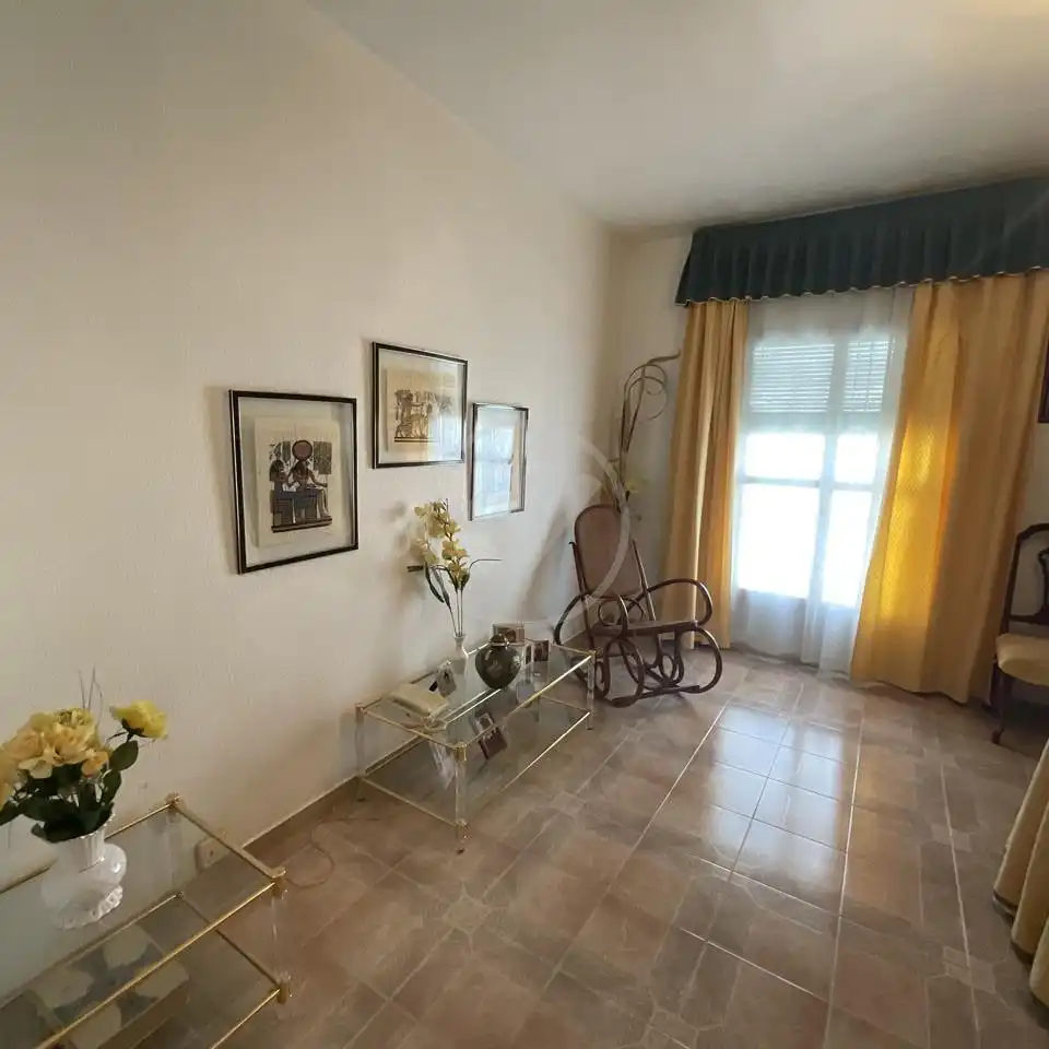 Casa o xalet en venda en Linares amb Aire condicionat i Terrassa