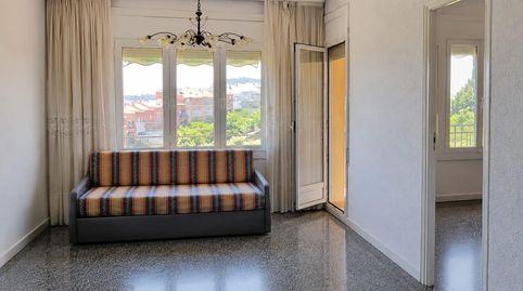 Piso de 4 habitaciones con vistas despejadas  en Can Rull, image 3