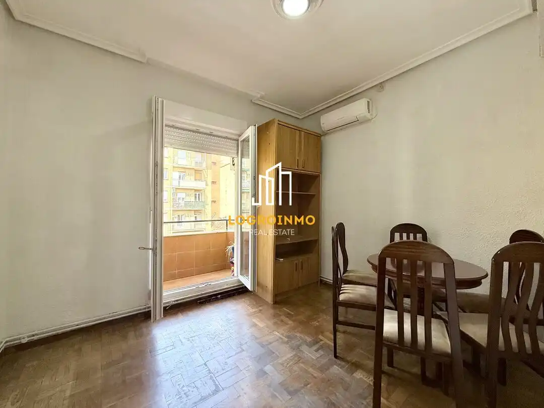 Vista exterior de Pis en venda en  Logroño amb Aire condicionat, Calefacció i Balcó